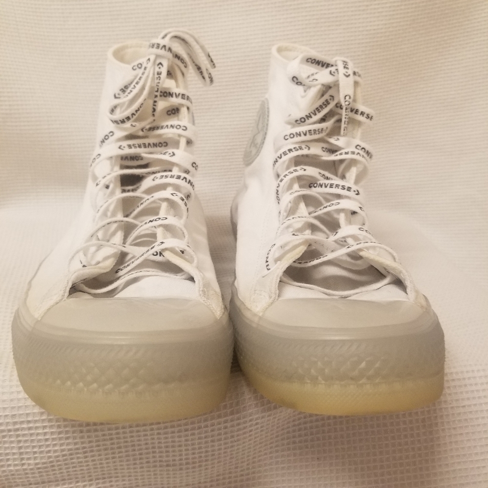 Converse Chuck Taylor With New Pair of Socks - Picture 13 of 16